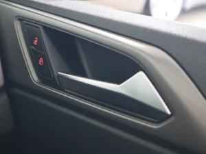 Volkswagen Polo hatch 1.0TSI Comfortline - Image 24