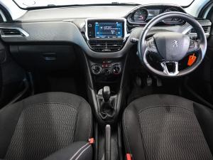 Peugeot 208 1.2 Active - Image 19