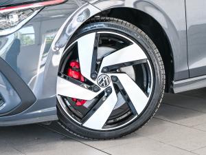 Volkswagen Golf GTI - Image 2