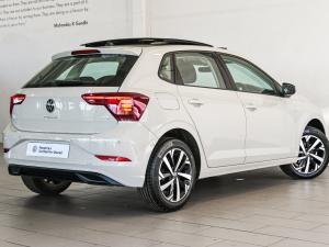 Volkswagen Polo hatch 1.0TSI Life manual - Image 19