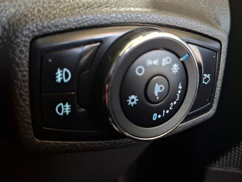 Image Ford Figo Freestyle 1.5 Titanium