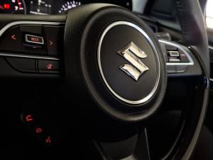Suzuki Swift 1.2 GLX auto - Image 17