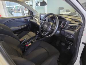 Toyota Starlet 1.5 XS auto - Image 9
