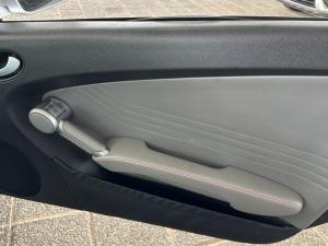 Mercedes-Benz SLK SLK200 BlueEfficiency auto - Image 15