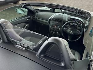 Mercedes-Benz SLK SLK200 BlueEfficiency auto - Image 17