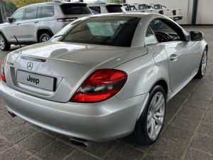 Mercedes-Benz SLK SLK200 BlueEfficiency auto - Image 6