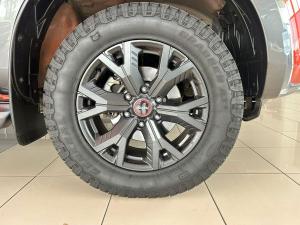 Isuzu D-Max 3.0TD double cab V-Cross - Image 23
