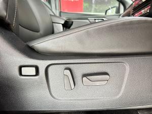 Isuzu D-Max 3.0TD double cab V-Cross - Image 24
