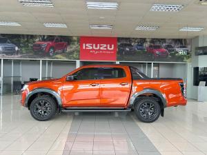 Isuzu D-Max 3.0TD double cab V-Cross - Image 8