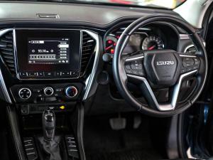 Isuzu mu-X 3.0TD LS 4x4 - Image 13