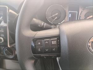 Toyota Hilux 2.4 GD-6 RB Raider automaticD/C - Image 9