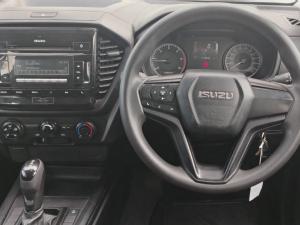 Isuzu D-MAX 1.9 Ddi HR S/C - Image 8