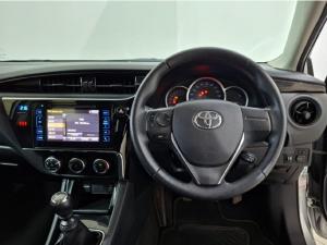 Toyota Corolla Quest 1.8 Prestige - Image 13