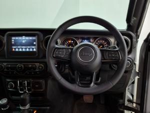 Jeep Wrangler Unlimited 3.6 Sport - Image 13
