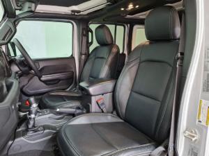 Jeep Wrangler Unlimited 3.6 Sport - Image 7