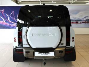 Land Rover Defender 110 D300 X-Dynamic HSE - Image 5