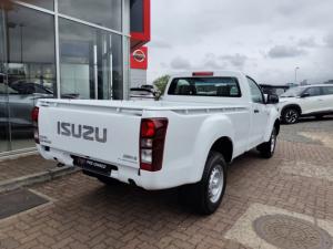 Isuzu D-Max Gen 6 250 single cab Fleetside safety - Image 3