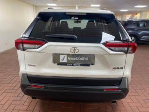 Toyota RAV4 2.0 GX auto - Image 4