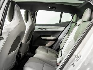 Volvo EX30 Cross Country Ultra Twin Motor Performance - Image 5