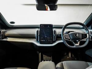 Volvo EX30 Cross Country Ultra Twin Motor Performance - Image 6