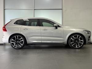 Volvo XC60 B6 AWD Ultimate Bright - Image 10