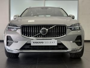 Volvo XC60 B6 AWD Ultimate Bright - Image 2