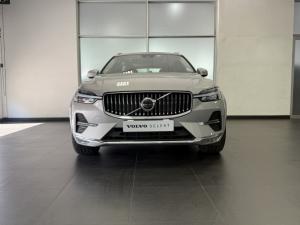 Volvo XC60 B6 AWD Ultimate Bright - Image 3