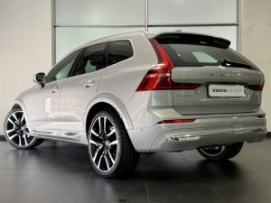 Volvo XC60 B6 AWD Ultimate Bright - Image 6