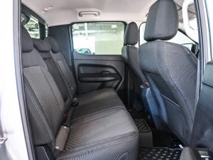 Volkswagen Amarok 2.0TDI double cab Life auto - Image 18