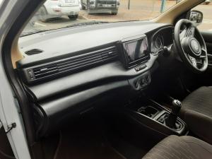 Toyota Rumion 1.5 SX - Image 7