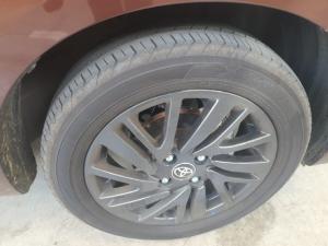 Toyota Vitz 1.0 XR manual - Image 12