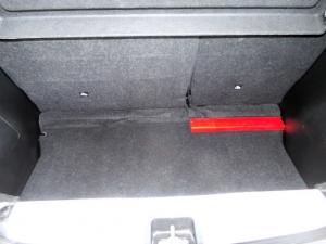 Toyota Vitz 1.0 XR manual - Image 6