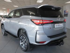 Toyota Fortuner 2.4GD-6 4x4 - Image 6