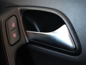 Volkswagen Polo Vivo hatch 1.4 Trendline - Image 23