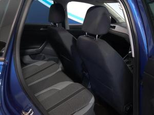 Volkswagen Polo hatch 1.0TSI Highline auto - Image 16