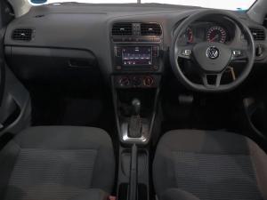 Volkswagen Polo Vivo hatch 1.6 Comfortline auto - Image 13