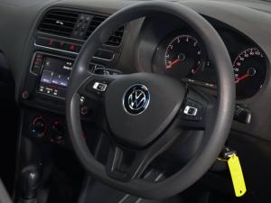 Volkswagen Polo Vivo hatch 1.6 Comfortline auto - Image 15