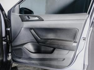 Volkswagen Polo hatch 1.0TSI Life auto - Image 17