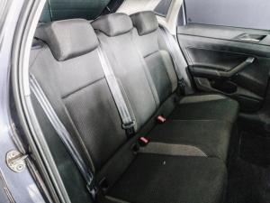 Volkswagen Polo hatch 1.0TSI Life auto - Image 24