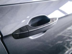 Volkswagen Polo hatch 1.0TSI Life auto - Image 8