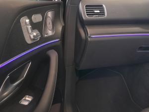 Mercedes-Benz GLE GLE300d 4Matic - Image 13