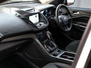 Ford Kuga 1.5T Ambiente auto - Image 9