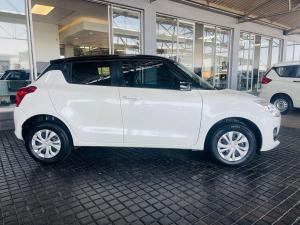 Suzuki Swift 1.2 GL manual - Image 8