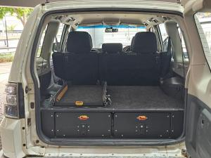 Mitsubishi Pajero 5-door 3.2DI-D GLX - Image 19