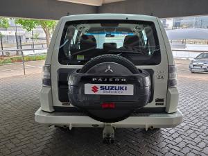 Mitsubishi Pajero 5-door 3.2DI-D GLX - Image 7