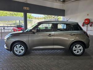 Suzuki Swift 1.2 GL+ auto - Image 4