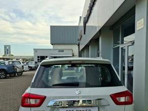 Suzuki Vitara Brezza 1.5 GLX - Image 17