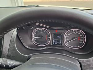 Suzuki Vitara Brezza 1.5 GLX - Image 4