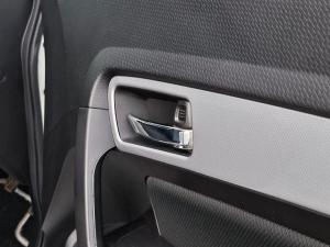 Suzuki Vitara Brezza 1.5 GLX - Image 7