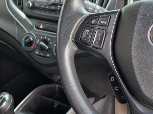 Toyota Starlet 1.4 XS - Image 8